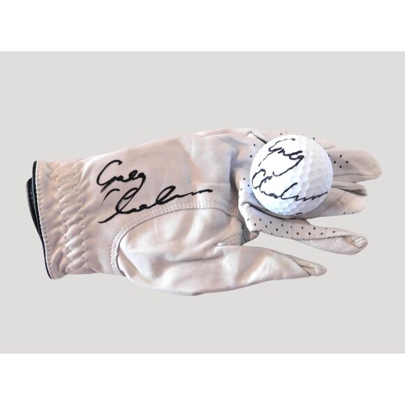 Greg Chalmers Signed Nike Golf Glove Tour Accuracy Golf Ball PGA Golfer - Picture 1 of 7